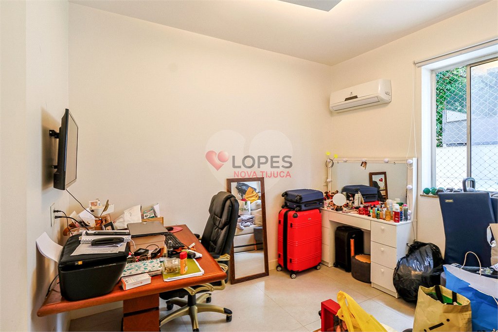 Apartamento à venda com 3 quartos, sendo 1 suíte,  em Lagoa, Rio de Janeiro, RJ
