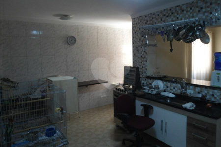 Sobrado à venda com 3 quartos em Vila Gomes, São Paulo, SP