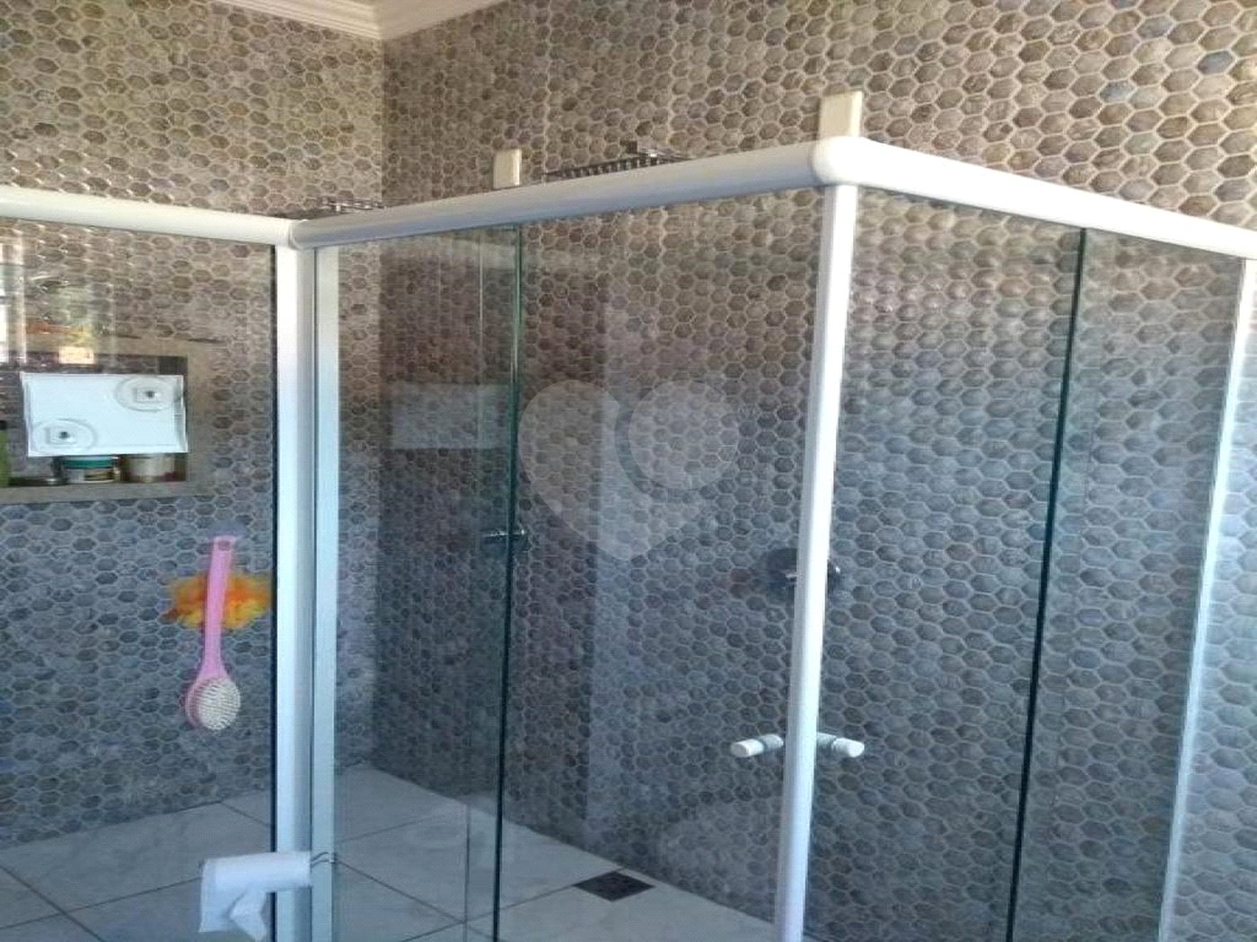 Casa à venda com 2 quartos no condomínio Portal do Bosque, Louveira - SP