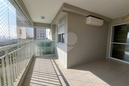 Apartamento à venda com 3 quartos, sendo 1 suíte, em Vila Leopoldina, São Paulo, SP