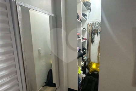 Casa à venda com 4 quartos em Chora Menino, São Paulo, SP