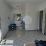 Casa à venda com 3 quartos, sendo 2 suítes, no condomínio Sausalito, Mairiporã - SP