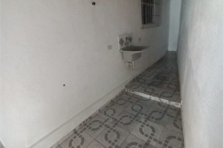 Casa à venda com 5 quartos, sendo 1 suíte, em Jardim Novo Taboão, São Paulo, SP