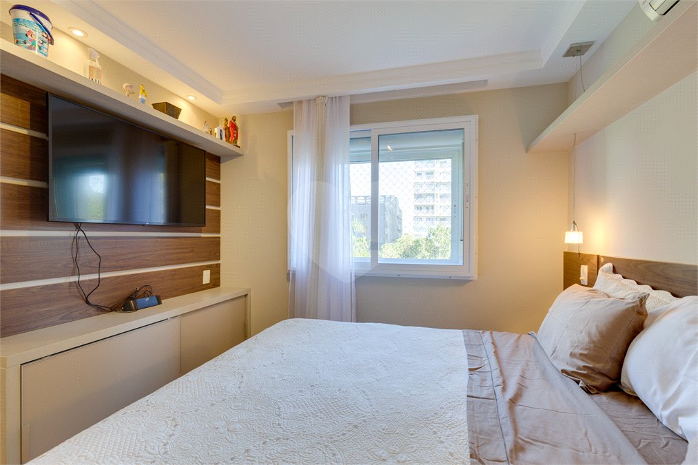 Apartamento para alugar com 3 quartos, sendo 1 suíte, em Alto da Boa Vista, São Paulo, SP