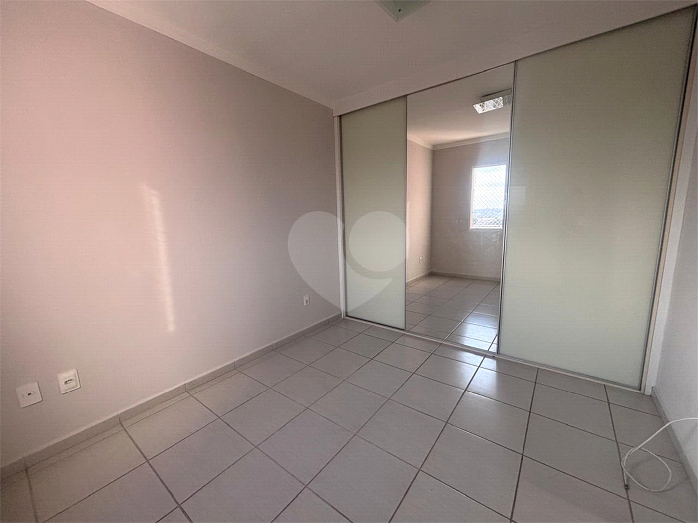 Apartamento à venda com 3 quartos, sendo 1 suíte, em Jardim Piratininga, Sorocaba, SP