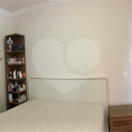 Apartamento à venda com 3 quartos, sendo 1 suíte,  em Vila Santo Estevão, São Paulo, SP