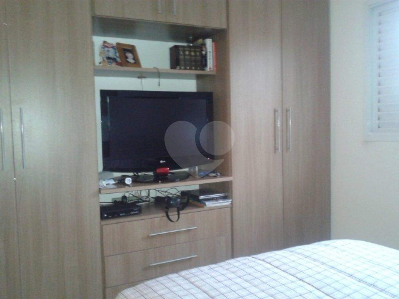 Casa à venda com 3 suítes no condomínio Praça Vitoriano Rodrigues Xavier,35, São Paulo - SP