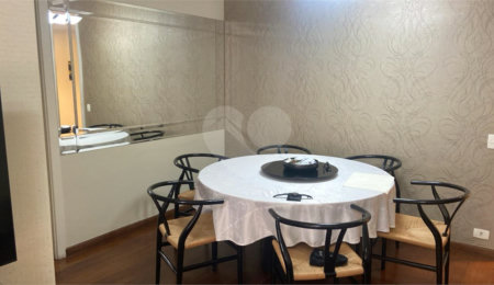 Apartamento à venda com 3 quartos, sendo 1 suíte,  em Jardim Marajoara, São Paulo, SP