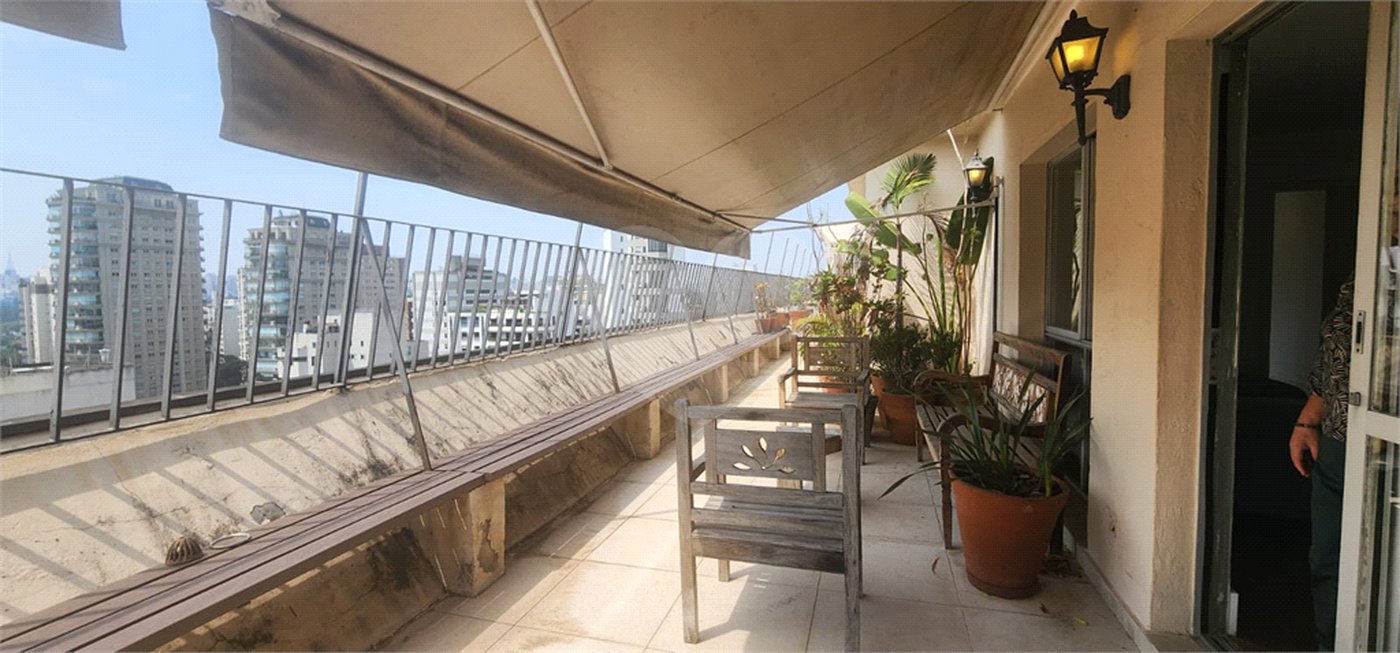 Apartamento à venda ou para alugar com 4 quartos, sendo 1 suíte, em Vila Nova Conceição, São Paulo, SP