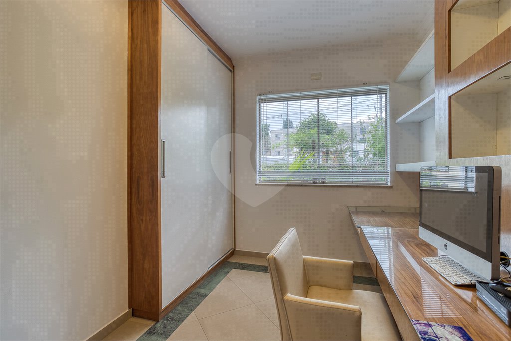 Casa à venda com 4 suítes em Chácara Monte Alegre, São Paulo, SP