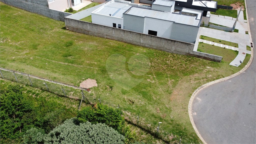 Terreno a venda no condominio Santa Isabel