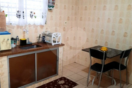 Três casas em terreno de 402m² , à venda no bairro Barcelona em São Caetano do Sul.