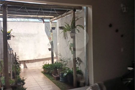 Casa térrea em Jardim Menzani- Ibaté/SP