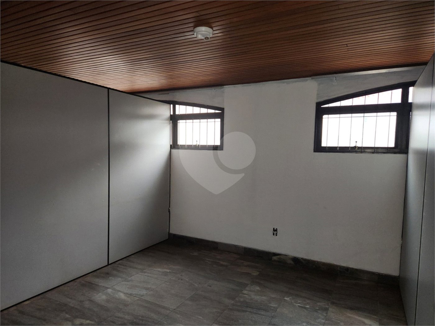 Sobrado à venda ou para alugar com 4 quartos, sendo 2 suítes, no Centro, Araraquara, SP