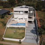 Casa à venda com 4 suítes no condomínio Reserva Ibirapitanga Ii, Santa Isabel - SP