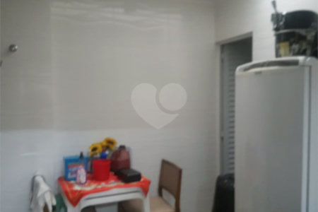 Sobrado à venda com 3 quartos, sendo 1 suíte,  em Parque Vitória, São Paulo, SP