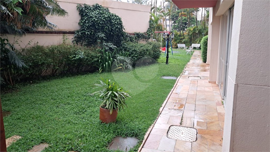 Apartamento à venda com 3 quartos, sendo 1 suíte, em Campo Grande, São Paulo, SP