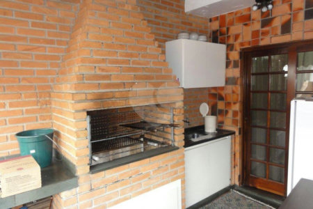 Sobrado à venda com 3 quartos, sendo 1 suíte,  em Jardim do Colégio (zona Norte), São Paulo, SP