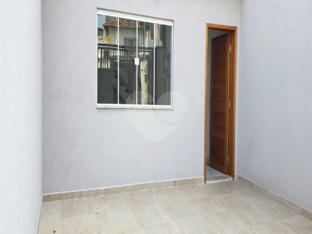Sobrado à venda com 3 quartos, sendo 1 suíte,  em Vila Romero, São Paulo, SP