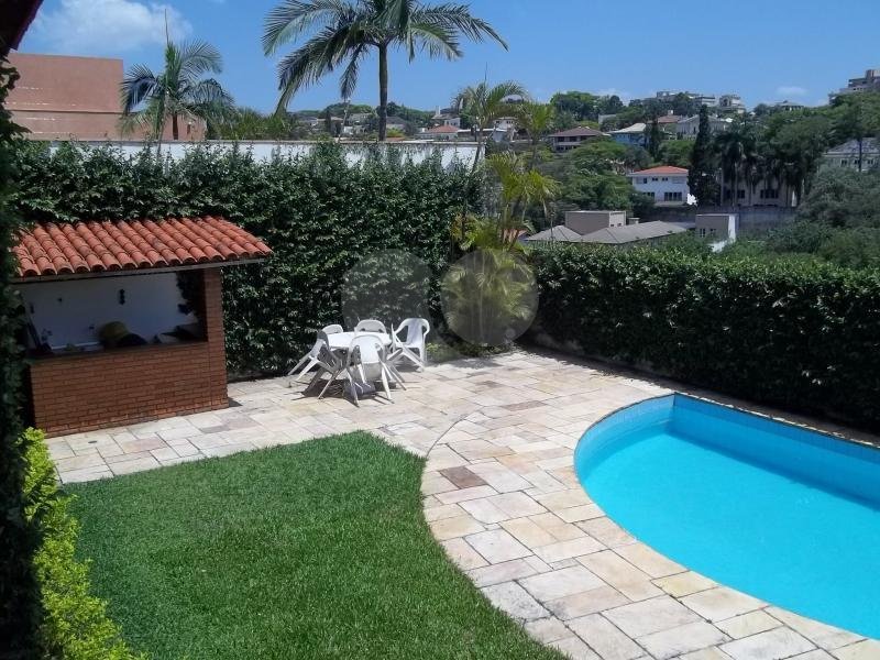 Casa à venda com 4 suítes em Jardim Guedala, São Paulo, SP