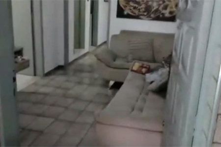Casa Térrea à venda com 6 quartos em Jardim Rosana, São Paulo, SP