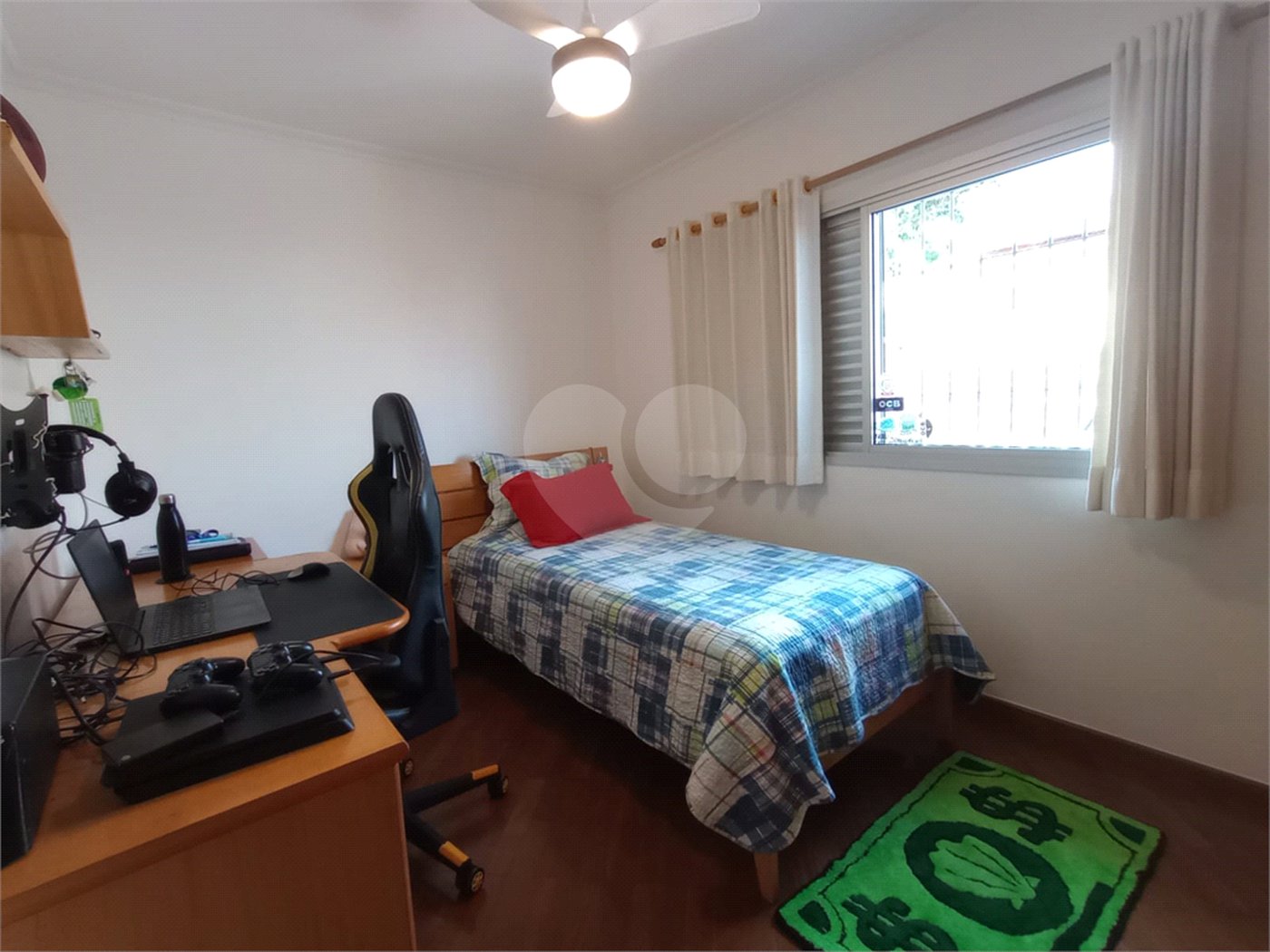 Sobrado à venda com 4 quartos, sendo 1 suíte,  em Jardim Prudência, São Paulo, SP