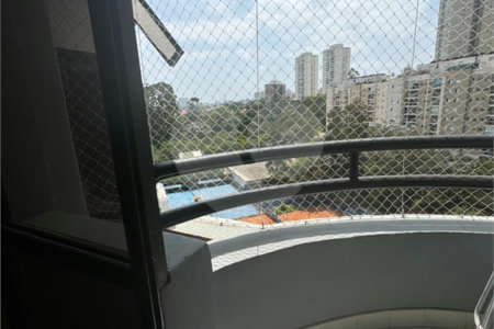 Apartamento à venda com 1 quarto em Vila Suzana, São Paulo, SP