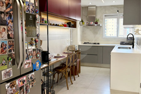 Apartamento à venda com 3 suítes em Vila Romana, São Paulo, SP