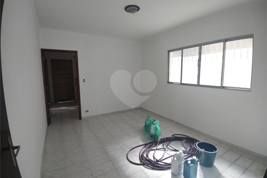 Sobrado à venda com 3 quartos, sendo 1 suíte, em Vila Nova Mazzei, São Paulo, SP