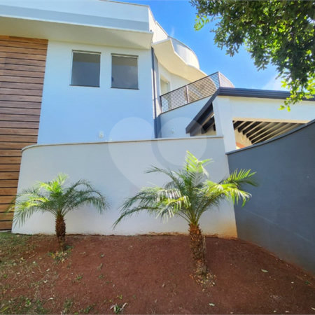 Casa à venda com 3 quartos, sendo 2 suítes, em Residencial Village Damha, Araraquara, SP