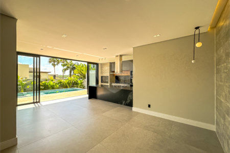 Casa à venda com 3 suítes no condomínio Jardim Vila Paradiso, Indaiatuba - SP