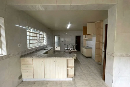 Sobrado à venda com 4 quartos, sendo 1 suíte, em Vila Inah, São Paulo, SP