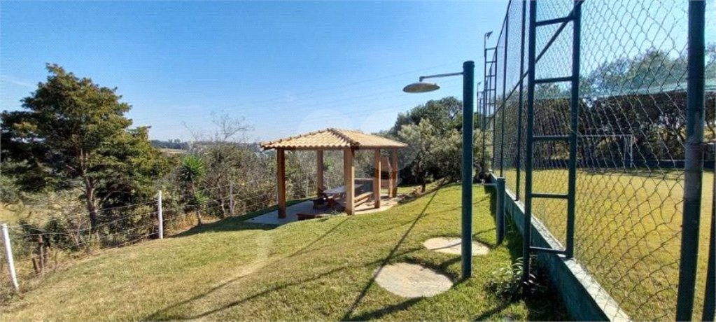 Terreno à venda no condomínio Bosque dos Cambarás, Valinhos - SP