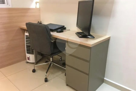 Apartamento à venda com 2 quartos, sendo 1 suíte, no Centro, São José dos Campos, SP