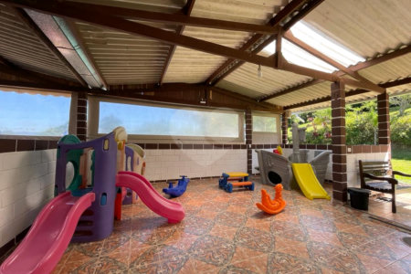 Chácara à venda com 3 quartos, sendo 1 suíte, em Chácaras Copaco, Arujá, SP