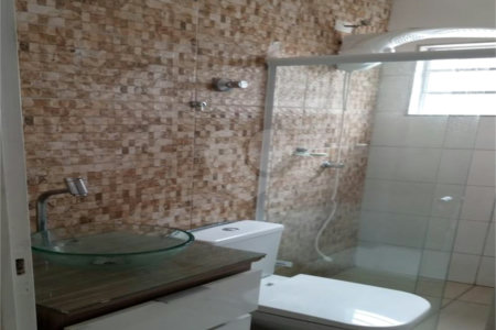 Casa à venda com 4 quartos, sendo 2 suítes,  no condomínio Villagio Colinas do Sol, Sorocaba - SP
