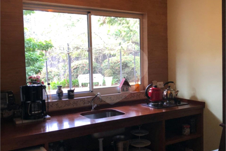 Casa Térrea à venda com 4 quartos, sendo 1 suíte, em Roseira, Mairiporã, SP