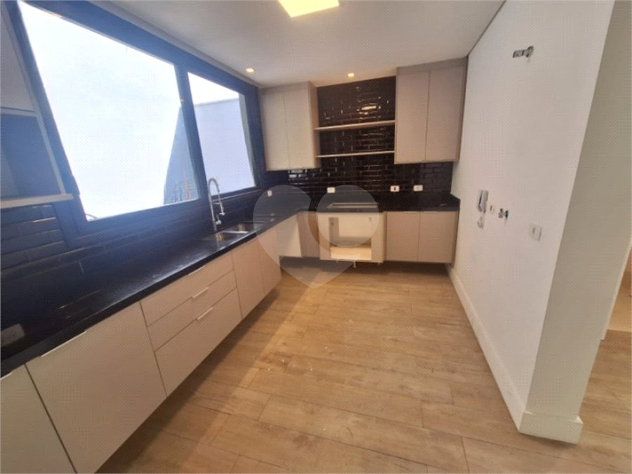 Casa à venda ou para alugar com 3 suítes no condomínio Boulevard Ibirapuera, São Paulo - SP