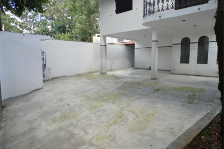 Casa à venda com 5 quartos, sendo 3 suítes, em Vila São Francisco, São Paulo, SP