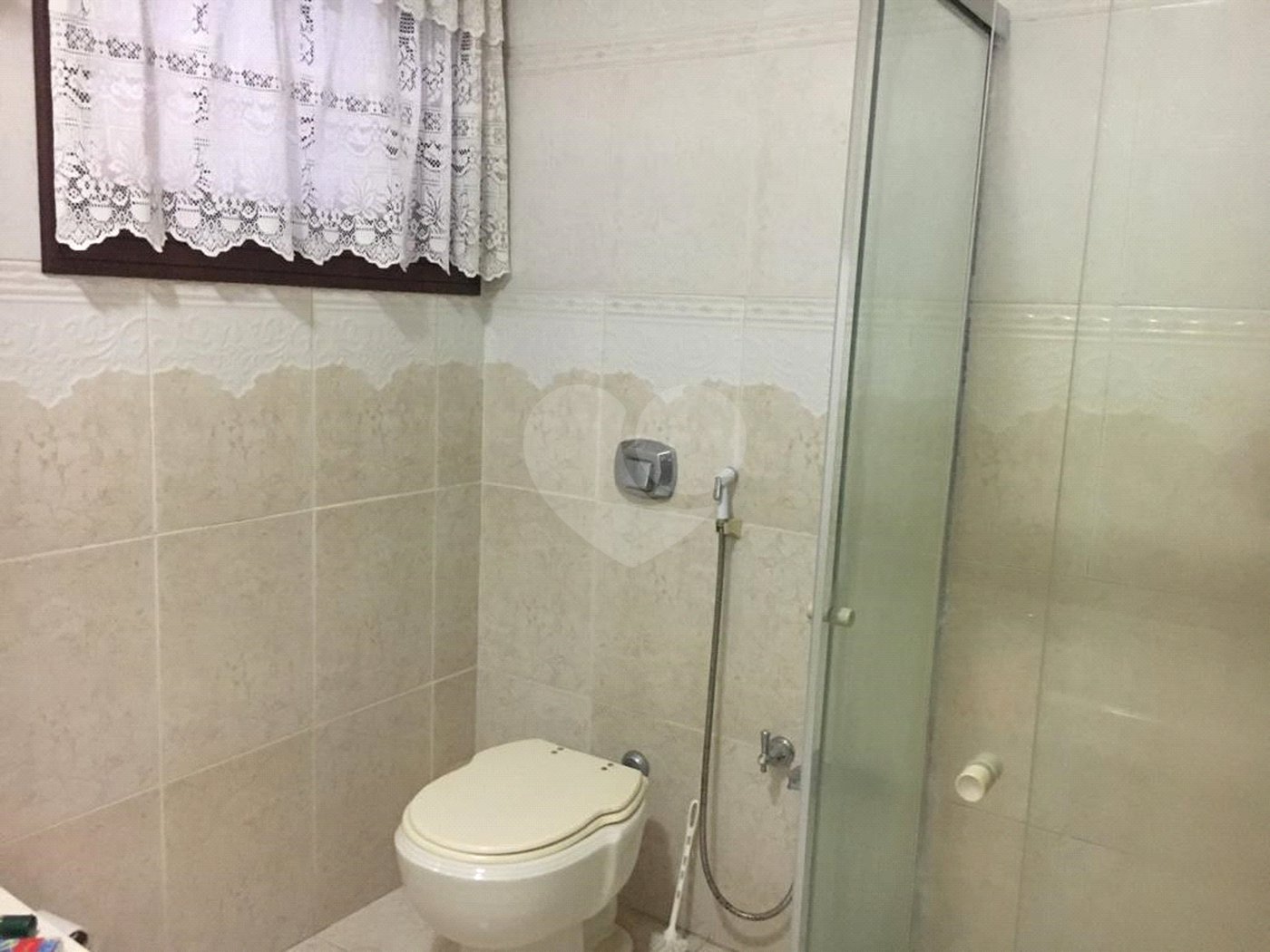 Casa à venda com 1 quarto, sendo 2 suítes, no Centro, Itaguaí, RJ