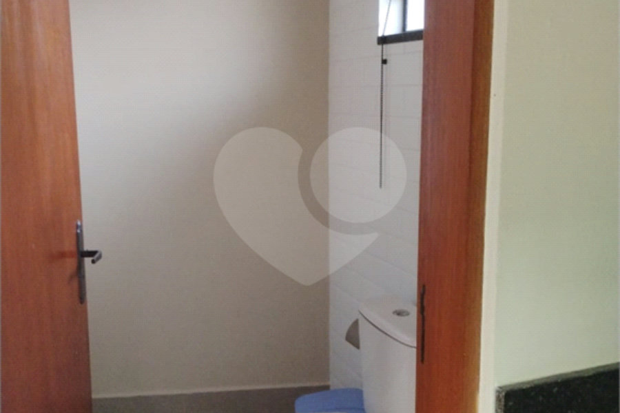 Casa à venda com 4 quartos em Barreiro, Mairiporã, SP