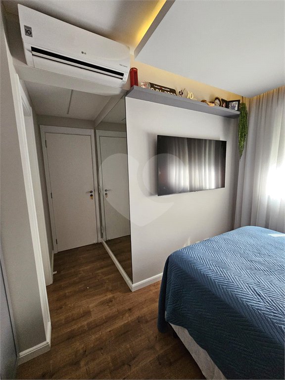 Apartamento à venda com 3 quartos, sendo 1 suíte,  em Brás, São Paulo, SP