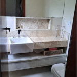 Casa à venda com 4 quartos, sendo 3 suítes,  no condomínio Res. Luzern, Campinas - SP