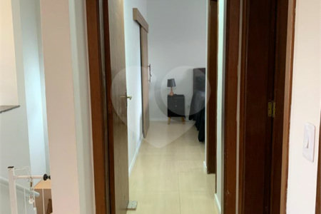 Sobrado à venda com 5 quartos, sendo 1 suíte, em João Aranha, Paulínia, SP