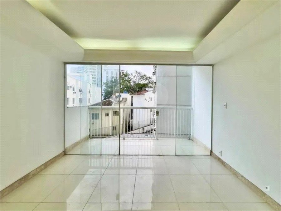 Apartamento à venda com 3 quartos, sendo 1 suíte,  em Leblon, Rio de Janeiro, RJ