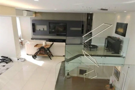 Cobertura para alugar com 4 quartos, sendo 3 suítes, em Vila Morse, São Paulo, SP