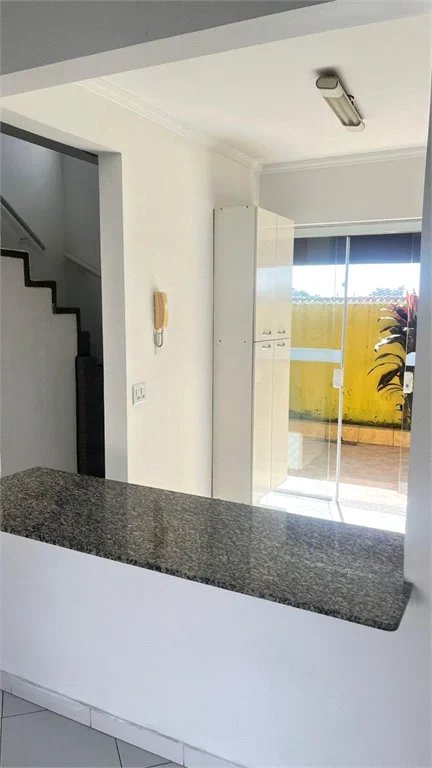 Casa à venda com 2 quartos no condomínio Refugio Canta Galo, Cotia - SP