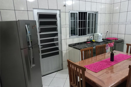 Casa à venda com 3 quartos no condomínio Residencial Rubi, Mogi das Cruzes - SP