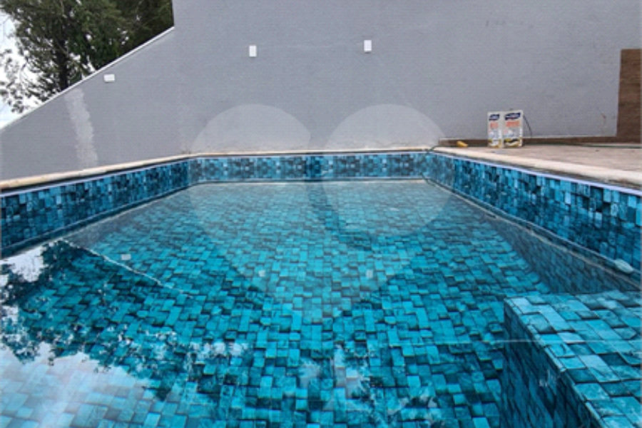 Casa à venda com 3 suítes em Canjica (terra Preta), Mairiporã, SP