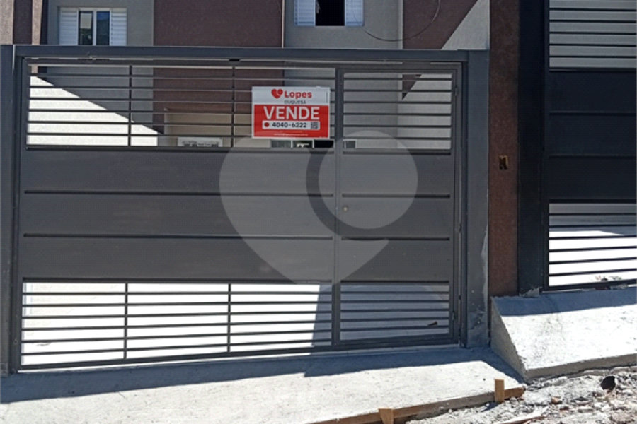 Sobrado à venda com 2 quartos, sendo 1 suíte,  em Vila Clarice, São Paulo, SP